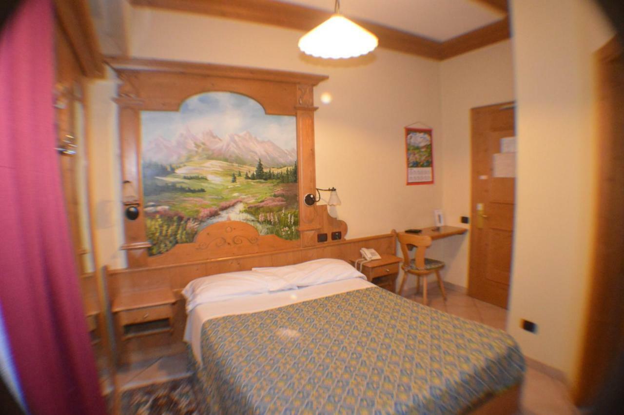 Hotel Stelvio 바레세 외부 사진